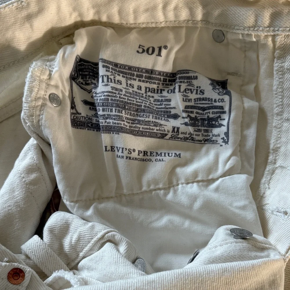 Levis 🙋🏻‍♀️5 star